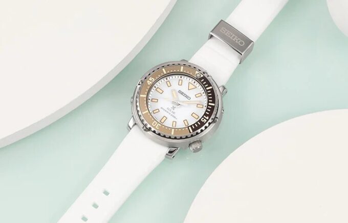 Prospex Serisi Güneş Enerjili Kuvars Saatler Noel Sınırlı Sürüm Beyaz