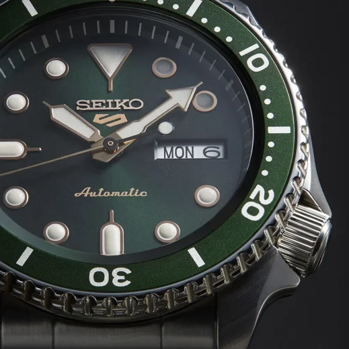 SRPD63 5 Sports SKX serisi