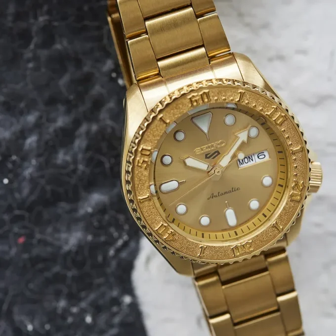 SRPE74 5 Sports SKX serisi